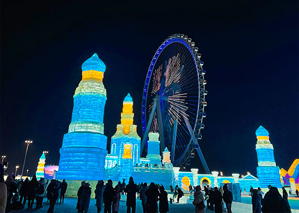 Snowflake Ferris Wheel