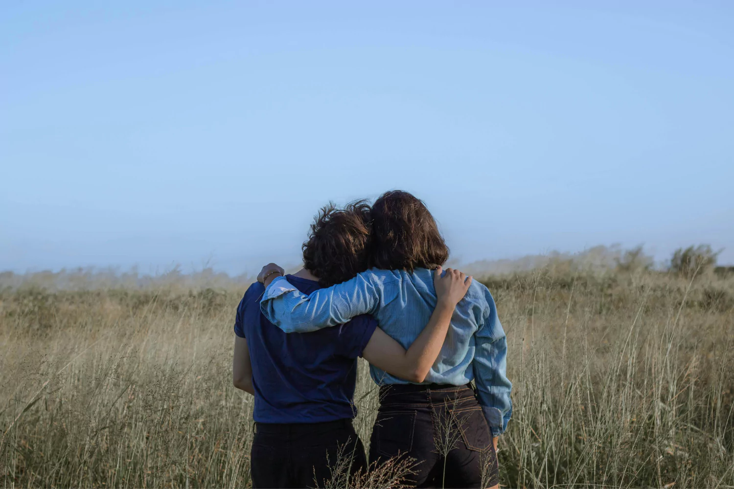 How to Help a Friend in a Bad Relationship